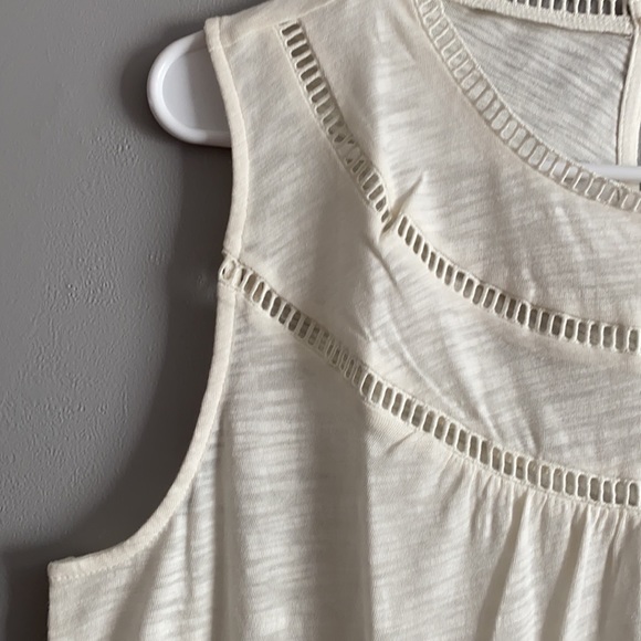 Ann Taylor Petite Cutout Shell L Petite - Picture 7 of 9